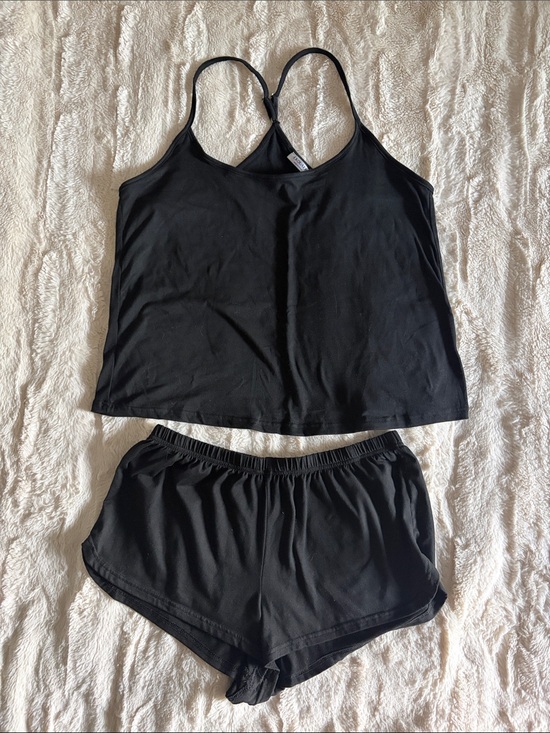 Ekouaer Other - Women's Black Two-Piece Pajama Set - Camisole & Shorts